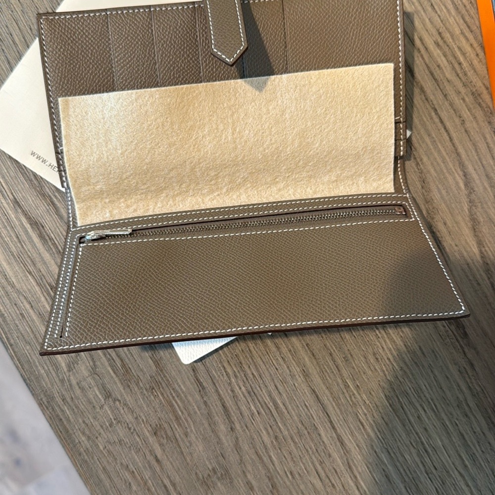 Hermès Epsom Calfskin Bearn Wallet - Picture 4 of 6